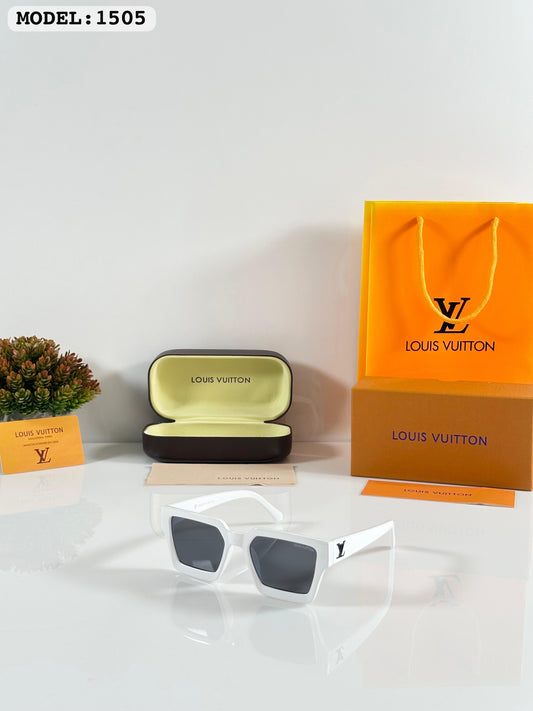 Louis Vuitton Nlack Whote (1505) Sunglass With Og Kit And Packing