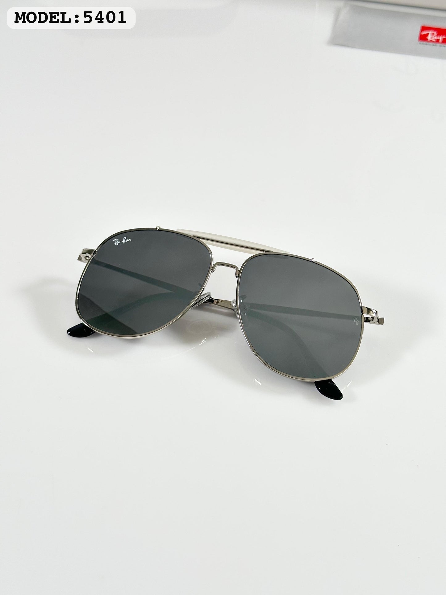 Rayban Reverse Silver Mercury (5401) sunglass With Og Kit And Packing