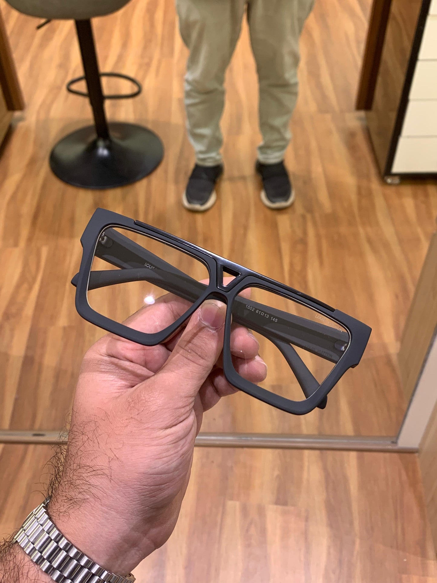 Louis Vuitton Square Evidence Black Plano (1502) Frame With Og Kit And Packing