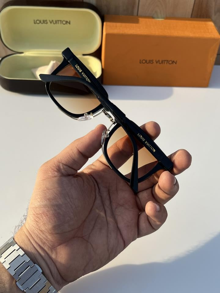 Louis Vuitton Black brown (1008) Sunglass With Original Packing