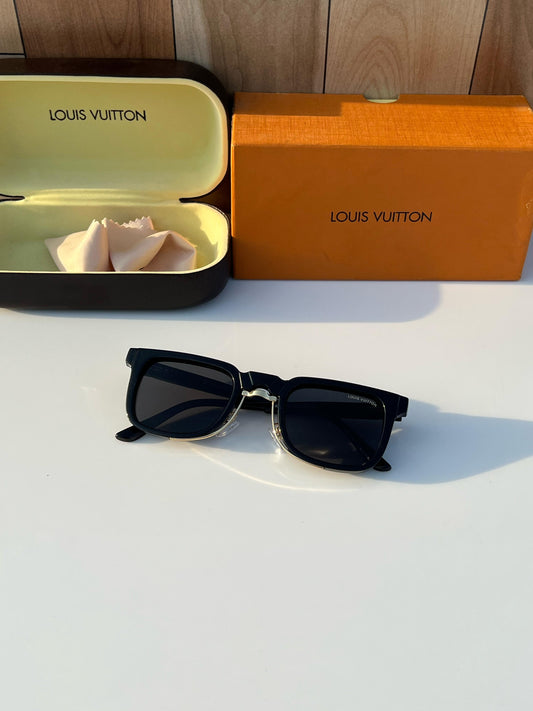Louis Vuitton Black Gold (1008) Sunglass With Og Kit And Packing